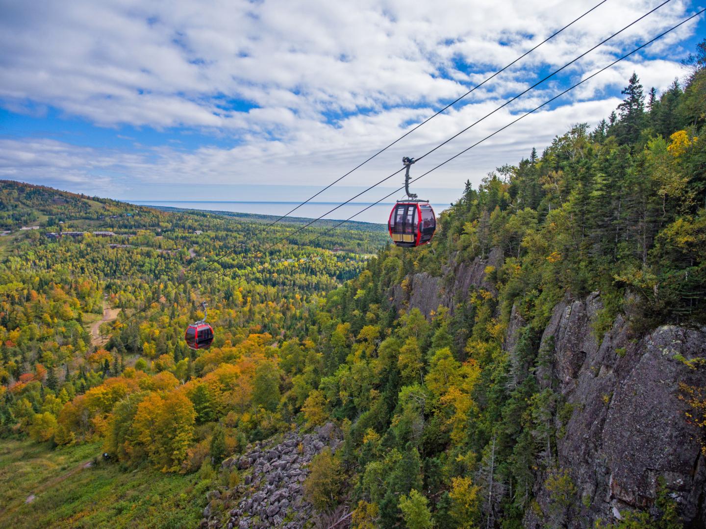 Fall gondola lake