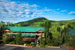 Eagle Ridge Resort – Your Basecamp for Adventure